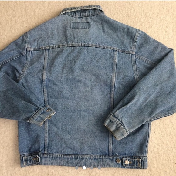 🌼 Oversized Wrangler Denim Jacket - Picture 2 of 4